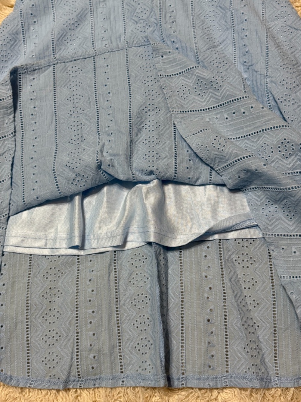 NWOT women’s size large Ecowish Light Blue Eyelet Ruffle Sleeve Dress - Picture 4 of 9